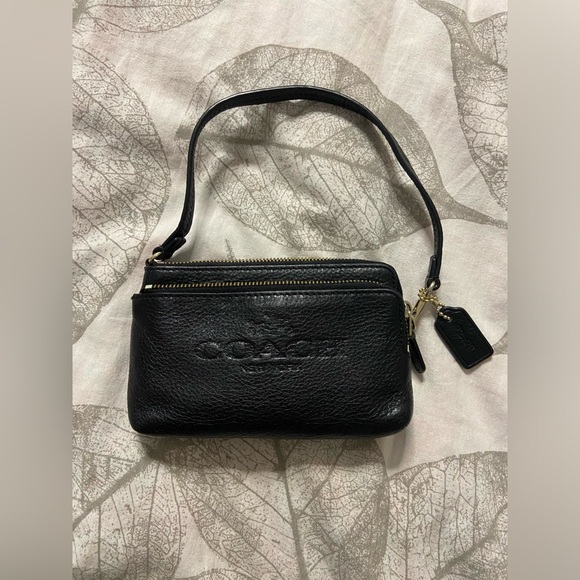 COACH Black Pebbled Leather Double Zip Pocket Wristlet - Picture 1 of 10